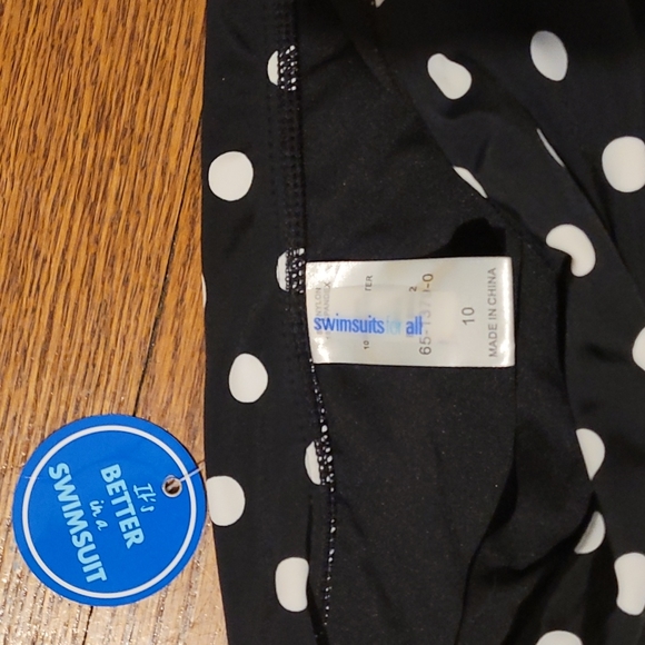 Swimsuit Two Piece - Picture 3 of 6